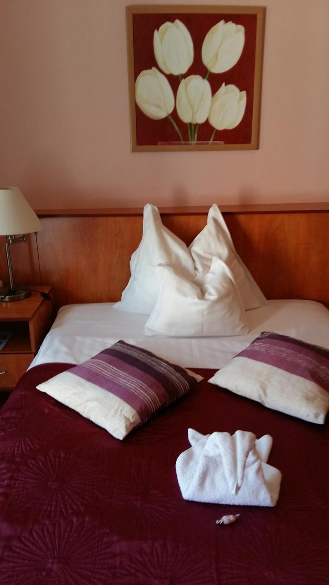 Isabell Apartments Győr Buitenkant foto